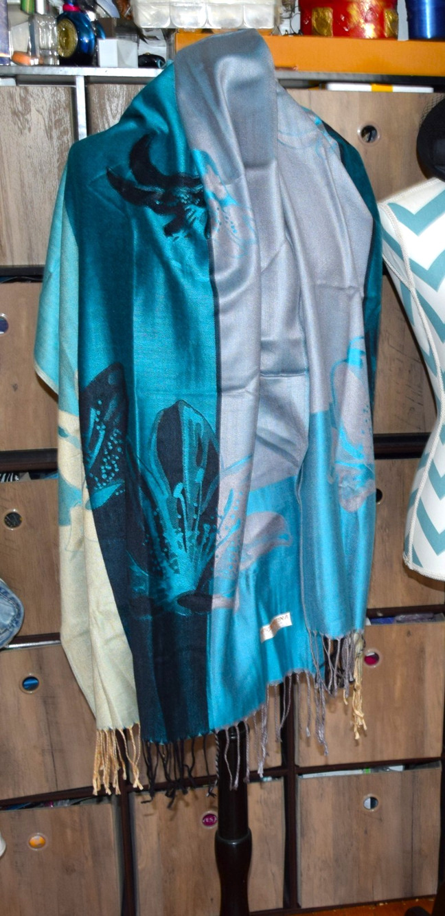 Pashmina 100% Pashmina Scarf Wrap Shawl Flowers Blue & Black 72"x27" NWOT